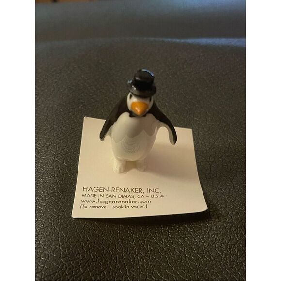 Hagen-Renaker miniature Papa Penguin figurine - Picture 5 of 7